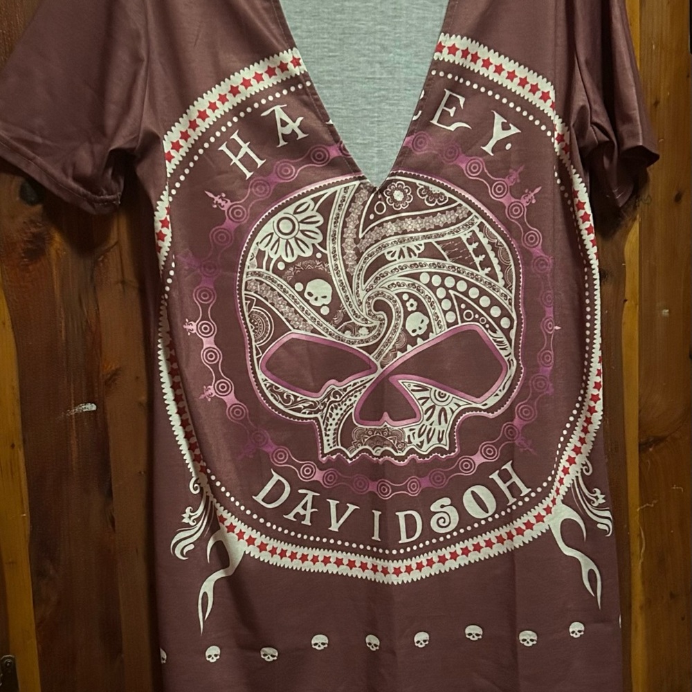 NWOT! Skull Sleep Shirt